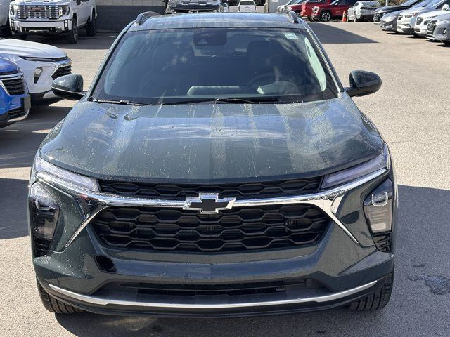 2025 Chevrolet Trax LT in Cars & Trucks in Calgary - Image 2