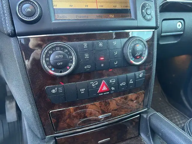 2009 Mercedes-Benz GL-Class 3.0L BlueTEC in Cars & Trucks in Calgary - Image 19