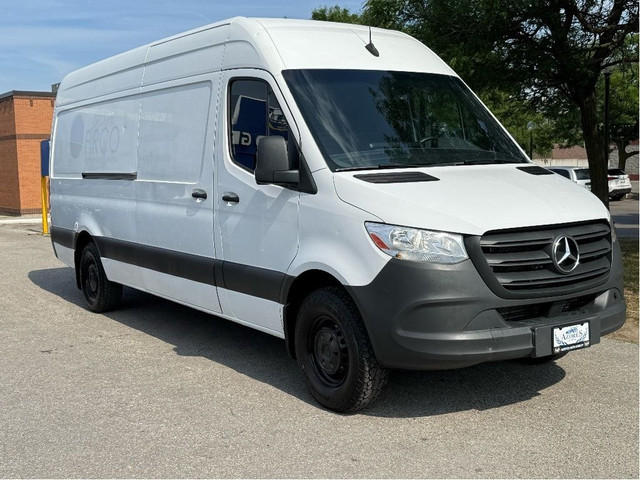 2019 Mercedes-Benz Sprinter Cargo Van 2500 High Roof 170 Long Wh in Cars & Trucks in City of Toronto - Image 2