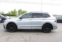 7 Passenger!! Well Maintained Elevate Your Drive with the 2022 VW Tiguan Comfortline R-LINE BLACK ED... (image 3)