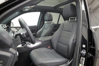 NAVIGATION, PANORAMIC ROOF, BLIND SPOT MONITOR, HEATED STEERING WHEEL, REAR PARKING AID, CROSS-TRAFF... (image 8)