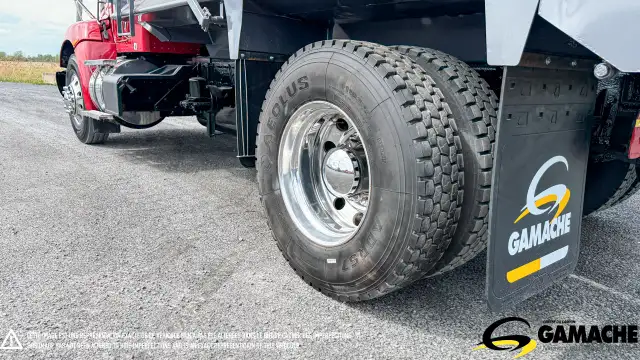 2011 KENWORTH T370 6 WHEEL DUMP TRUCK in Heavy Trucks in Chilliwack - Image 8