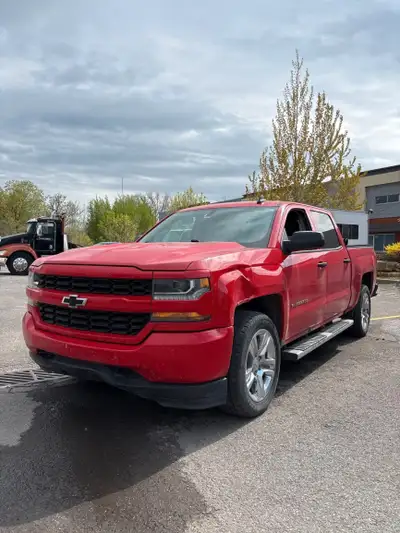 JUST IN! PRICED TO SELL ! 5.3L V8 355 horsepower and 383 lb-ft of torque AIR CONDITIONING | BACKUP C...