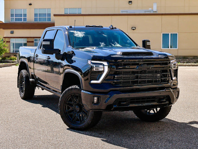 2025 Chevrolet Silverado 3500HD LTZ | 3in Zone Lift | 35in in Cars & Trucks in Strathcona County - Image 2