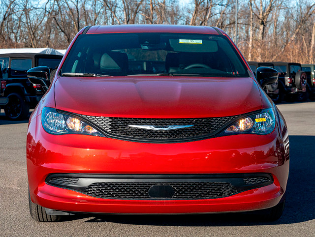 2025 Chrysler Grand Caravan SXT *SIEGES CHAUF* STOW N GO *CARPLA in Cars & Trucks in Laurentides - Image 2