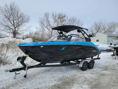 Only 20 hrs!! Call or text 306-773-4144 2023 Yamaha Marine 222XE Specifically designed for waterspor...