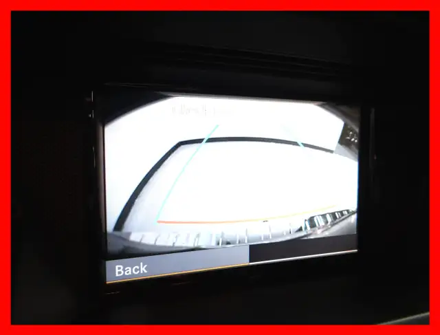2012 MERCEDES-BENZ GLK-CLASS 4MATIC *NAVI/BACKUP CAM/LEATHER/SUN in Cars & Trucks in London - Image 16
