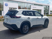 This Nissan Rogue boasts a Regular Unleaded I-4 2.5 L/152 engine powering this Variable transmission... (image 4)