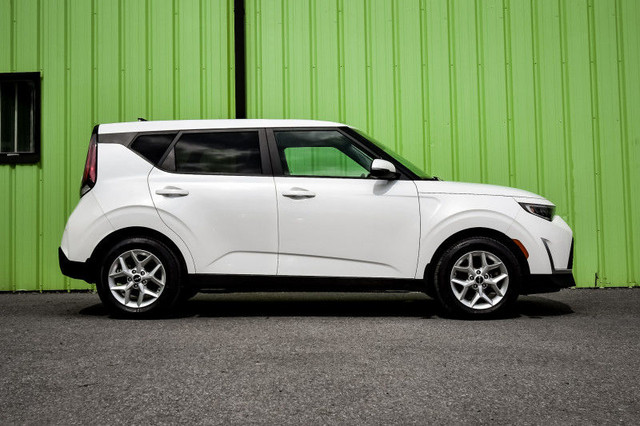 2023 Kia Soul EX • WIRELESS CHARGING • HEATED SEATS • LANE KEEP in Cars & Trucks in Kingston - Image 2
