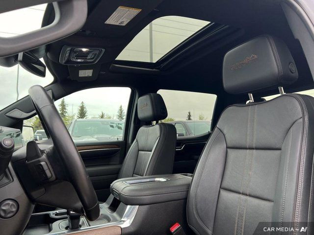 2022 Chevrolet Silverado 1500 High Country 4WD Crew Cab in Cars & Trucks in Strathcona County - Image 3