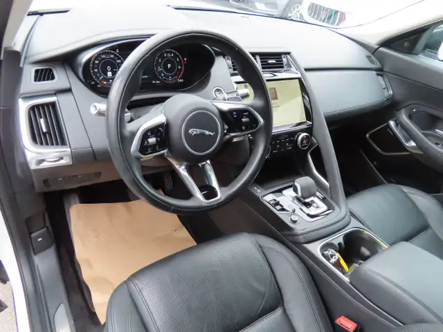 2021 Jaguar E-PACE SE P250 AWD - Navigation - 1 OWNER CAR !!! in Cars & Trucks in Oakville / Halton Region - Image 18