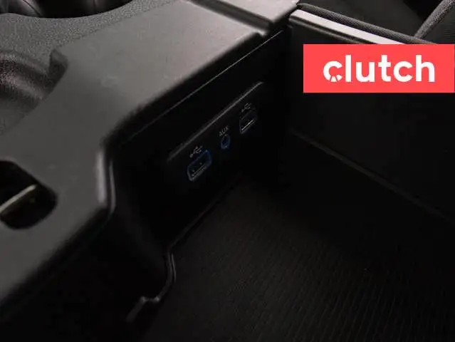 2022 Ram 1500 Classic Warlock Crew Cab 4x4 w/ Apple CarPlay & An in Cars & Trucks in City of Toronto - Image 35