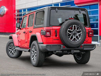 This Jeep Wrangler has a durable Regular Unleaded V-6 3.6 L/220 engine powering this Automatic trans... (image 5)