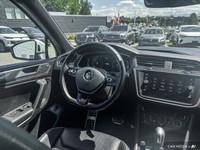 This Volkswagen Tiguan delivers a Intercooled Turbo Regular Unleaded I-4 2.0 L/121 engine powering t... (image 5)