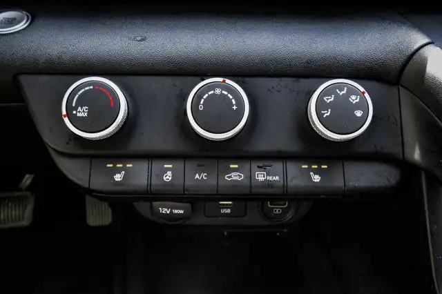 2021 Hyundai Elantra Preferred IVT • HEATED SEATS/STEERING • CP/ in Cars & Trucks in Kingston - Image 25