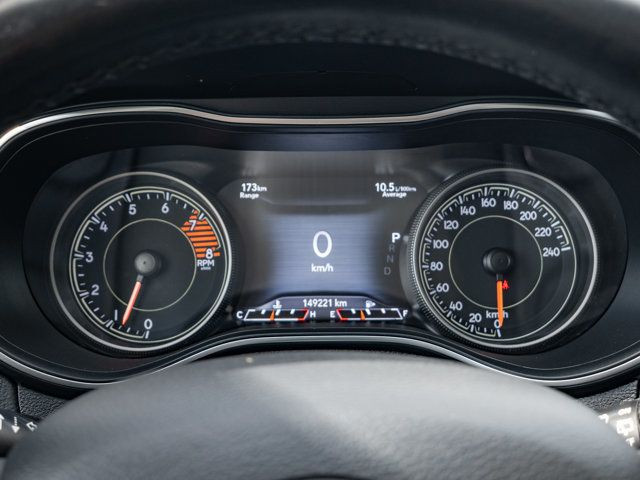 2019 Jeep Cherokee Trailhawk in Cars & Trucks in Barrie - Image 3