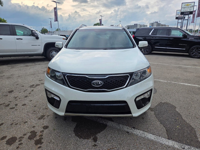2012 Kia Sorento SX V6 HEATED/VENTILATED SEATS | DUAL SUNROOF... in Cars & Trucks in London - Image 3