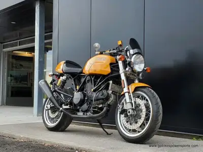 Includes fresh Desmo Valve service. Ducati's Classic Cafe racer. 2007 Ducati Sport Classic is powere...