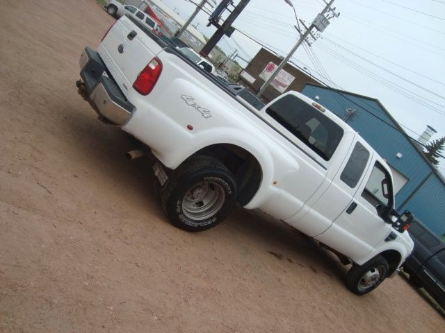 2009 Ford Super Duty F-350 DRW 4x4 SUPER CAB DRW LONGBOX in Cars & Trucks in Edmonton - Image 3