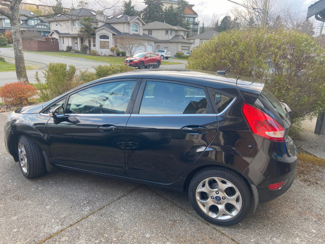 2012 Ford Fiesta SES in Cars & Trucks in Victoria - Image 2