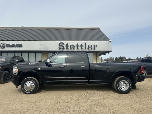 2022 RAM 3500 Limited! DUALLY! AISIN! in Cars & Trucks in Red Deer - Image 2