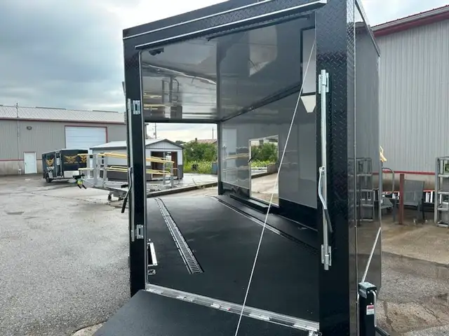 2025 Tow Tek Tranport Series 22' Car hauler enclosed trailer, in Cargo & Utility Trailers in Mississauga / Peel Region - Image 14