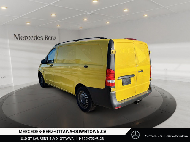 2017 Mercedes-Benz Metris Cargo Van Metris Cargo Rare low mileag in Cars & Trucks in Ottawa - Image 4