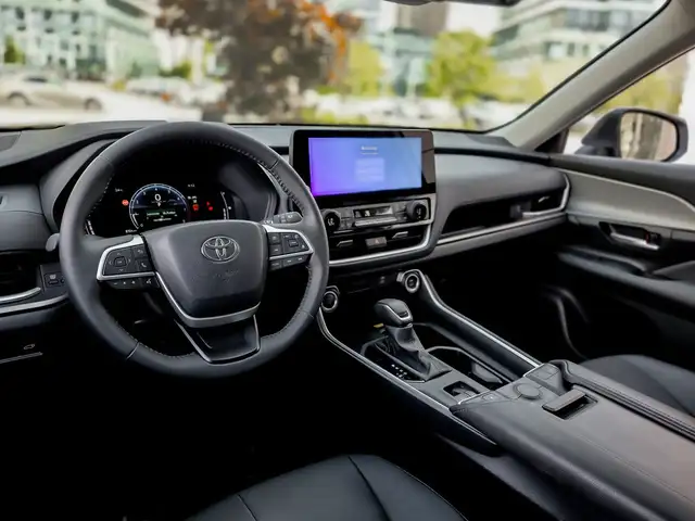 2024 Toyota Grand Highlander Limited Trim | XLE Pkg | Safety Cer in Cars & Trucks in City of Toronto - Image 14