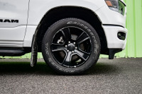 This 2023 Ram 1500 is for sale today. This Crew Cab 4X4 pickup has 55,396 kms. It's white in colour... (image 7)