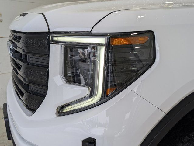 2024 GMC Sierra 1500 Elevation- X31 Offroad Pkg in Cars & Trucks in Barrie - Image 2