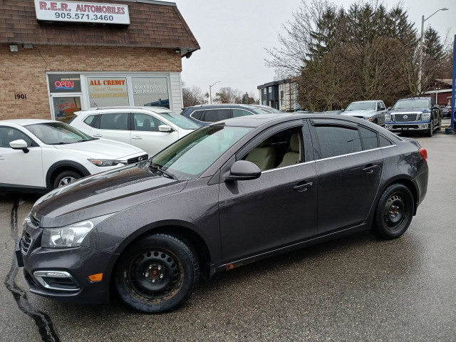  2015 Chevrolet Cruze 4DR SDN DIESEL in Cars & Trucks in Oshawa / Durham Region - Image 2