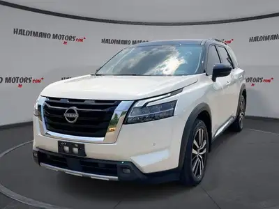 Engine: Gas V-6 3.5L L/100Km City: 11.7 L/100Km Hwy: 9.3 Safety Equipment ABS And Driveline Traction...