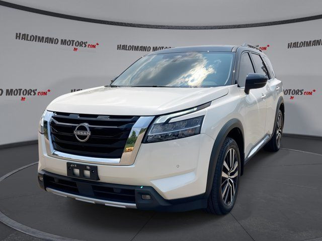2024 Nissan Pathfinder Platinum in Cars & Trucks in Hamilton