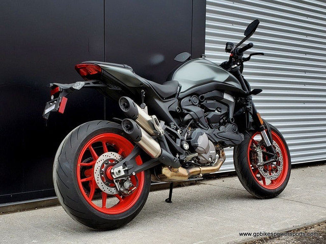  2023 Ducati Monster+ Aviator Grey in Sport Bikes in Oshawa / Durham Region - Image 3