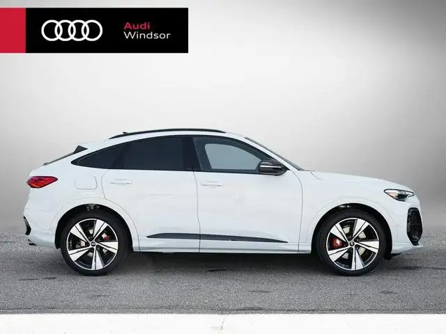 2025 Audi SQ5 Sportback Progressiv dans Autos et camions dans Région de Windsor - Image 2