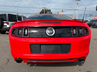 Engine: 5.0L V8 DOHC 32V L/100Km City: 13.8 L/100Km Hwy: 7.9 Safety Equipment ABS And Driveline Trac... (image 3)