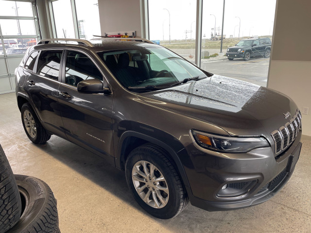 2019 Jeep Cherokee North AWD | TRAILER TOW | 5 PASSENGER | in Cars & Trucks in Lethbridge - Image 3