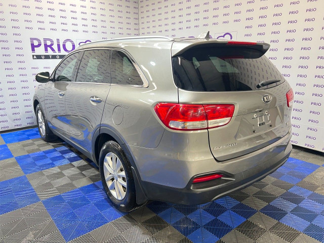 2018 Kia Sorento in Cars & Trucks in Ottawa - Image 3