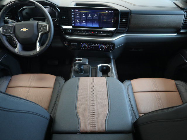 2025 Chevrolet Silverado 1500 High Country in Cars & Trucks in Lloydminster - Image 3