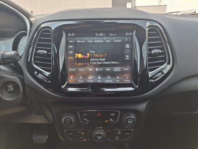 2018 Jeep Compass Limited 4X4 | Leather | Pano Sunroof | Nav in Cars & Trucks in Guelph - Image 4