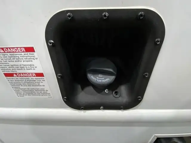 2022 Adventurer LP Class C Adventurer 19RD in RVs & Motorhomes in Edmonton - Image 31