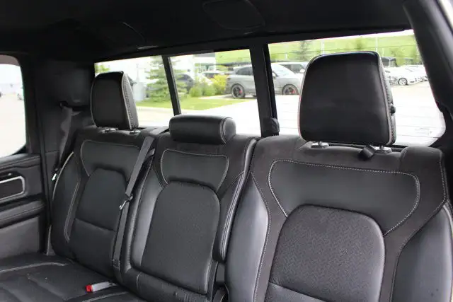 2021 Ram 1500 Laramie dans Autos et camions dans Calgary - Image 28