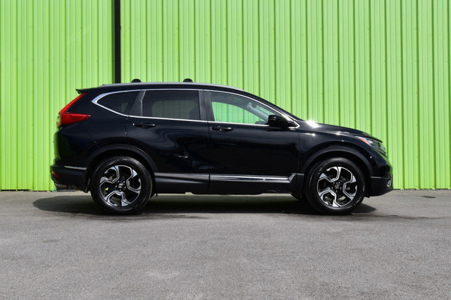 2019 Honda CR-V Touring AWD - Sunroof - Navigation in Cars & Trucks in Cornwall - Image 2