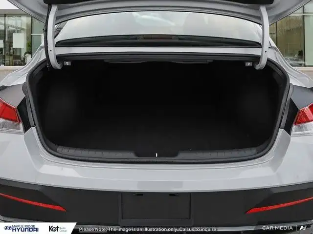 2025 Hyundai Elantra Preferred IVT w/Tech Pkg dans Autos et camions dans Delta/Surrey/Langley - Image 8