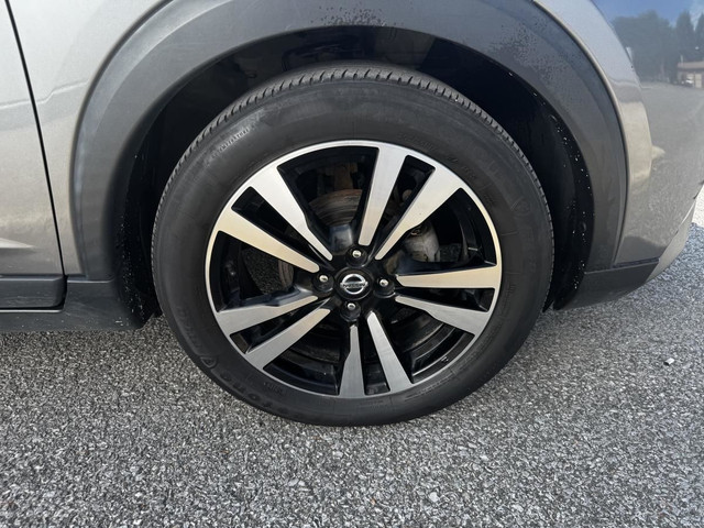 Nissan Kicks SR FWD Cuir Push Start Mags Volant Chauffant 2019 à in Cars & Trucks in Trois-Rivières - Image 4