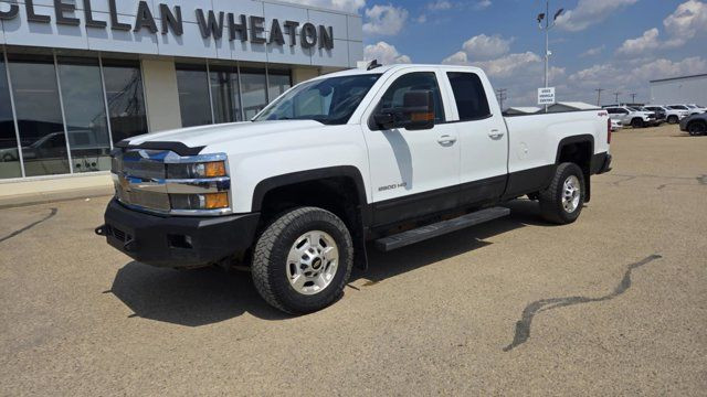 2018 Chevrolet Silverado 2500HD LT in Cars & Trucks in Edmonton - Image 2
