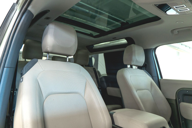 2023 Land Rover Defender 90 S AWD *SUSPENSION D'AIR, CARPLAY, CL in Cars & Trucks in Laval / North Shore - Image 3