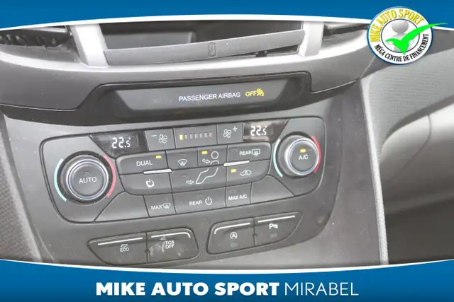 2019 Ford Transit Connect Wagon XL avec 2 portes coulissantes et in Cars & Trucks in Laval / North Shore - Image 15