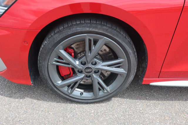 Audi S3 Sedan Komfort 2.0 TFSI quattro + Keyless + Toit ouvrant  in Cars & Trucks in Lévis - Image 4