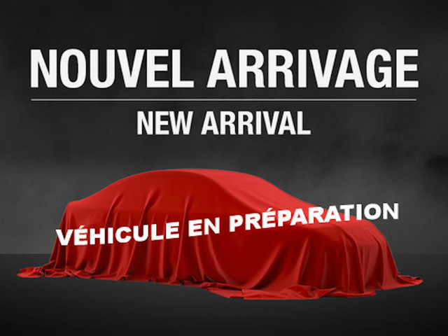 Ford Super Duty F-250 SRW Platinum 4WD Crew Cab 6.75' Box 2023 à in Cars & Trucks in Laurentides